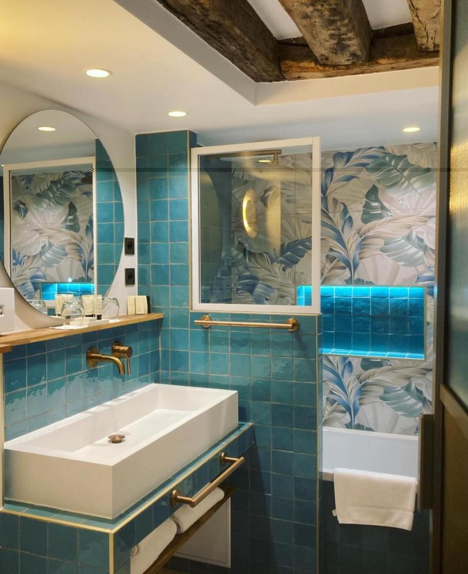 Sevres Saint Germain